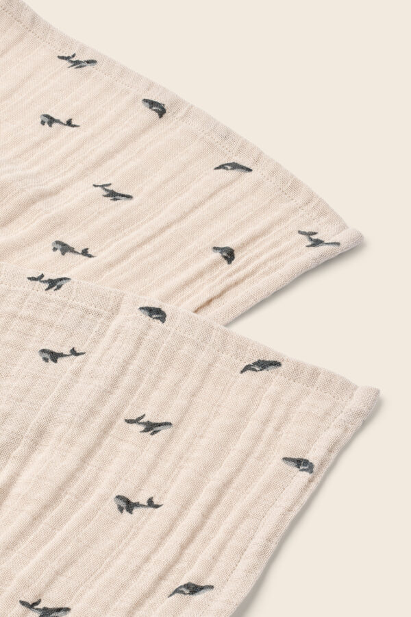 LIEWOOD Lewis Muslin Cloth 2-Pack "Mini Whale" - Image 2